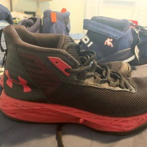 Size 6 under armour